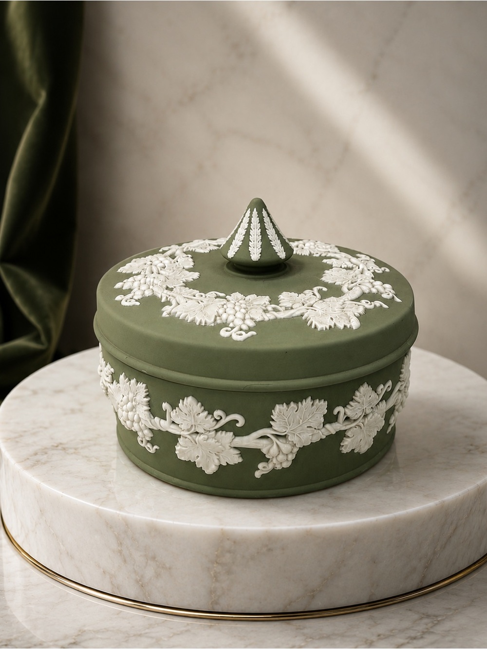 Vintage Wedgwood Green Jasperware Round Box